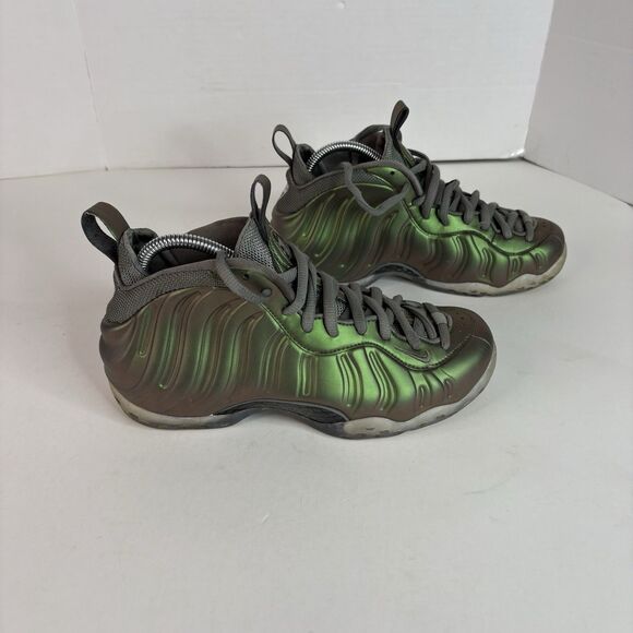 Nike Air Foamposite One 'Shine' AA3963-001 Women's Size 8 Green - Picture 2 of 11